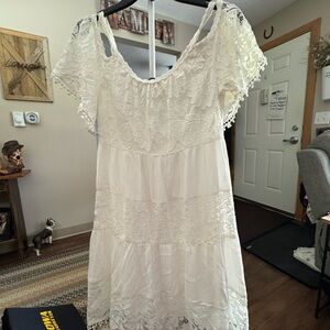 Robbie Bee Cream Lace Midi Dress